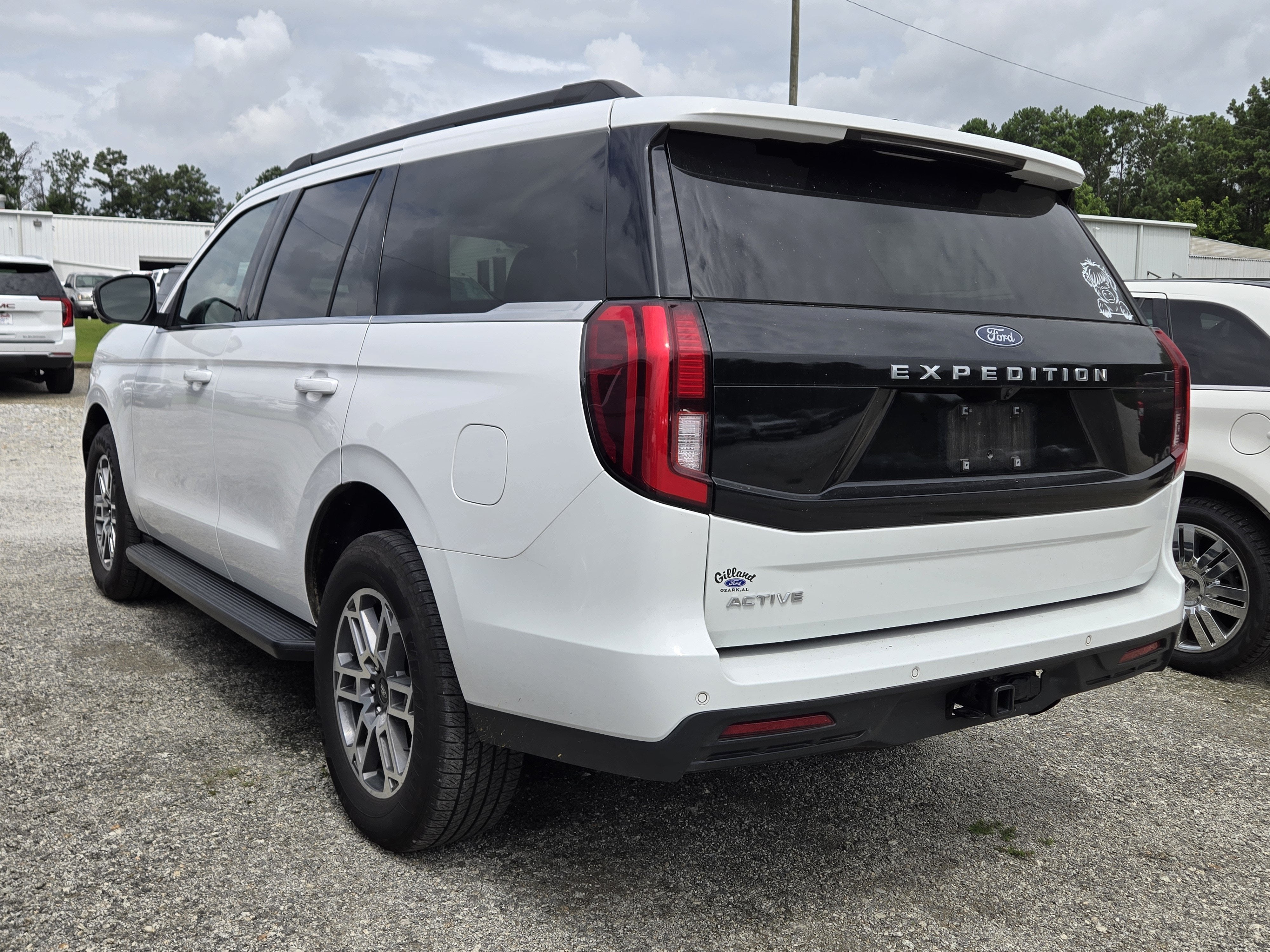 2026 Ford Expedition Active