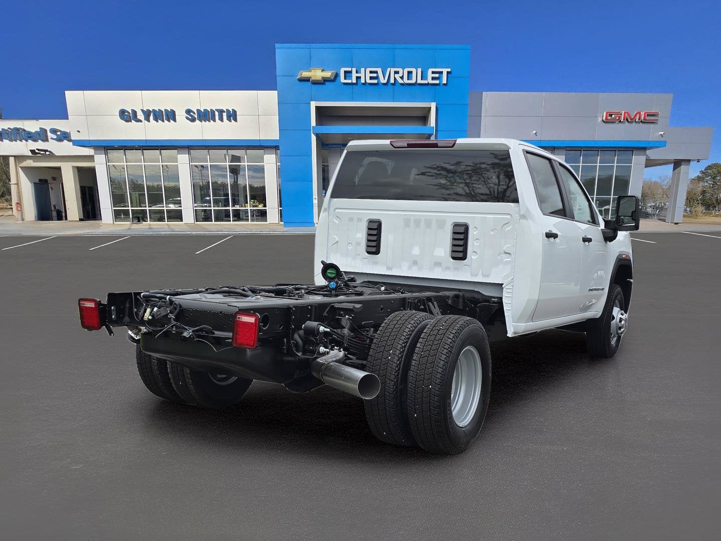 2026 GMC Sierra 3500 HD Chassis Cab Pro