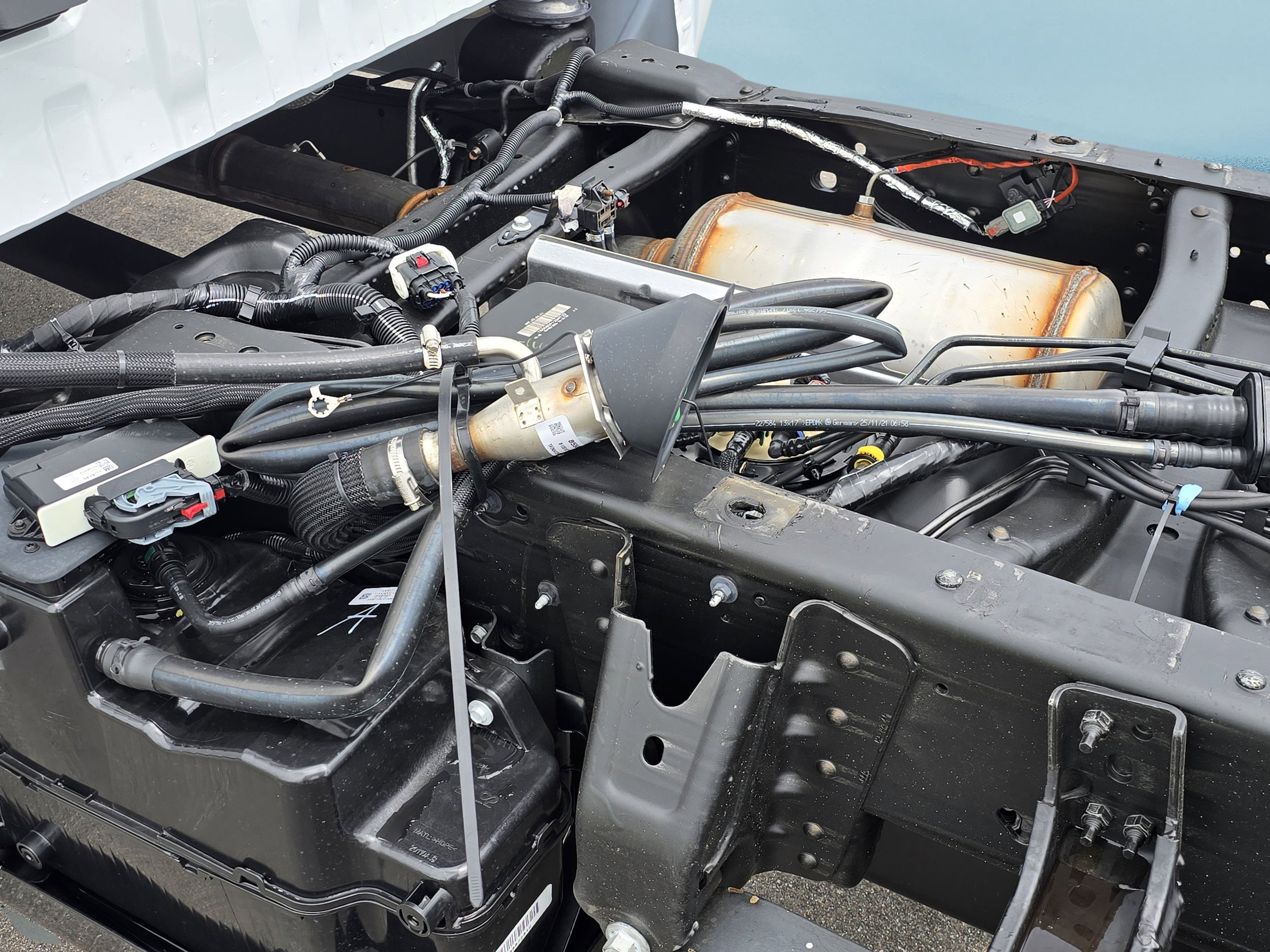 2026 GMC Sierra 3500 HD Chassis Cab Pro
