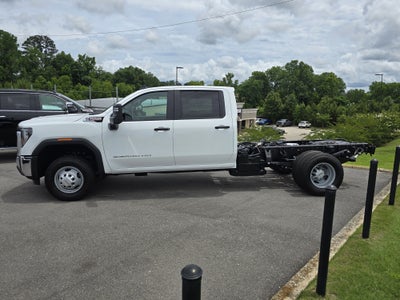 2026 GMC Sierra 3500 HD Chassis Cab Pro