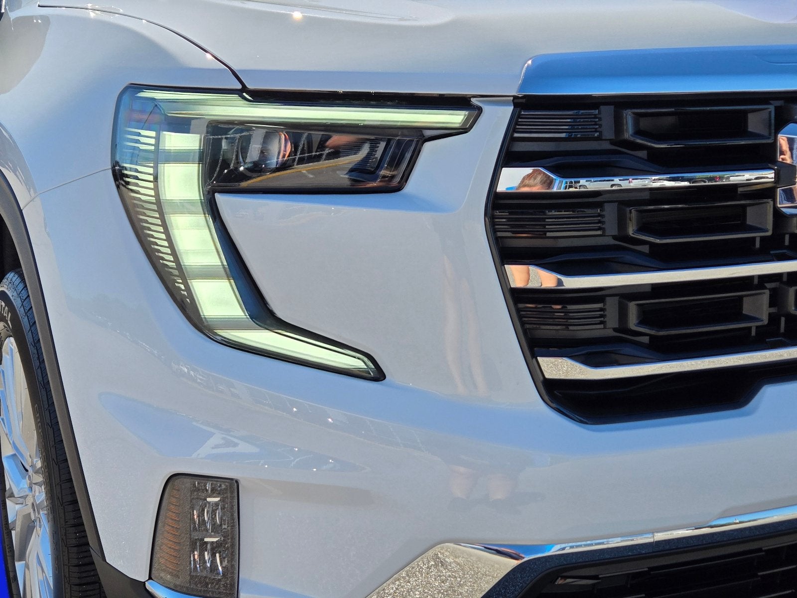 2027 GMC Acadia Elevation