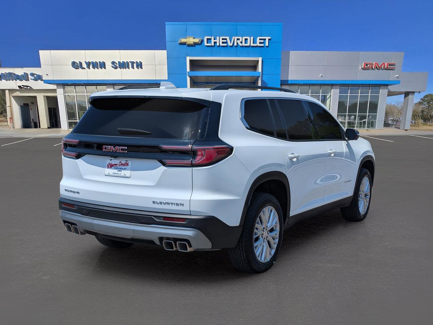 2026 GMC Acadia Elevation