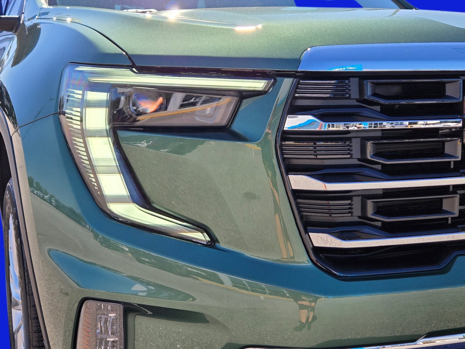2027 GMC Acadia Elevation