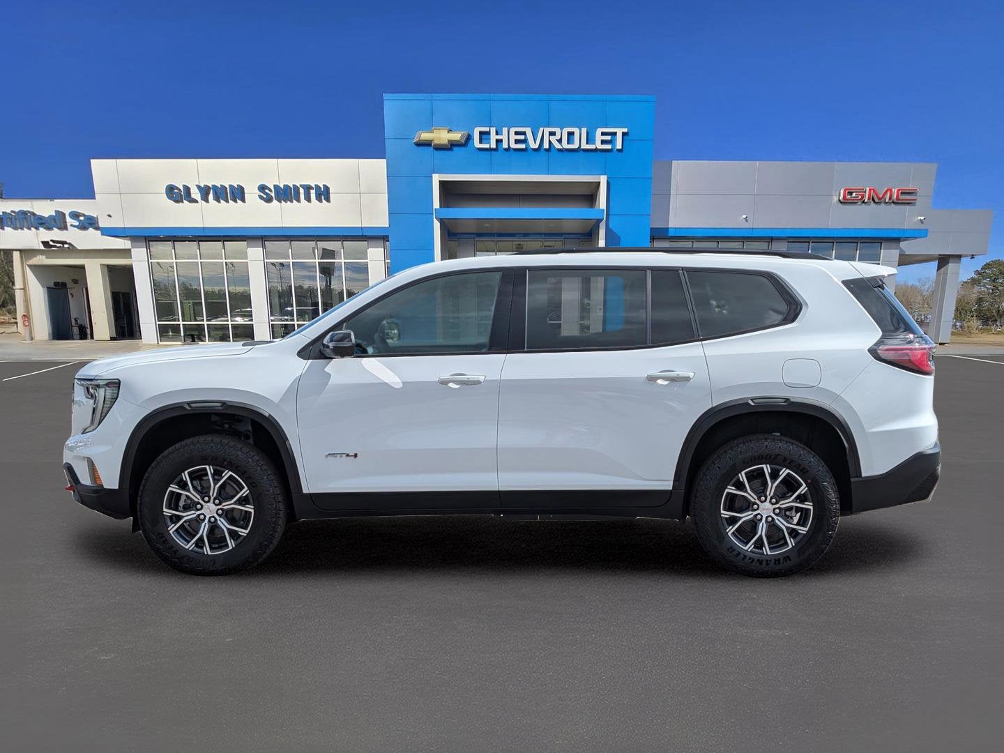 2026 GMC Acadia AT4