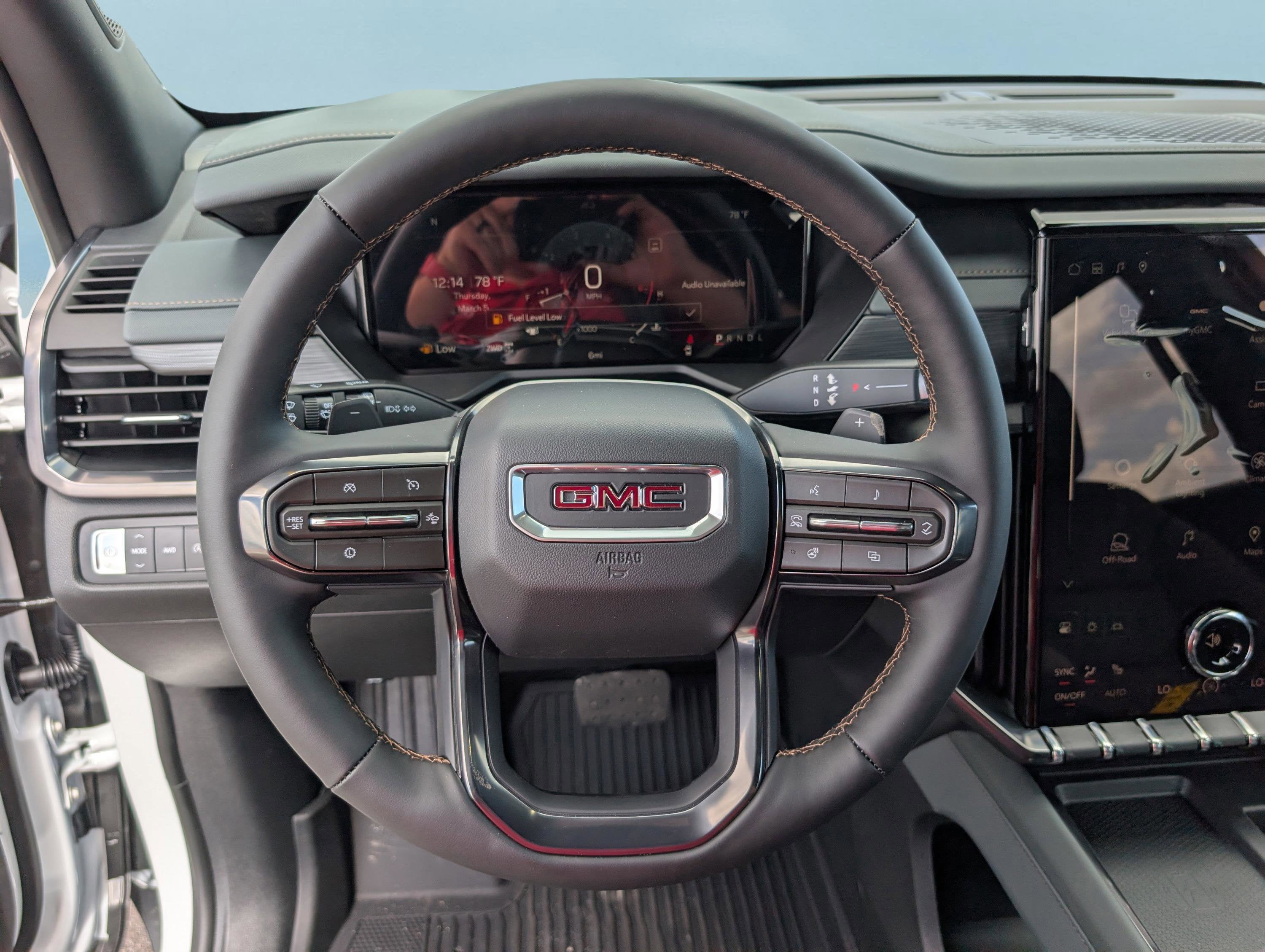 2026 GMC Acadia AT4