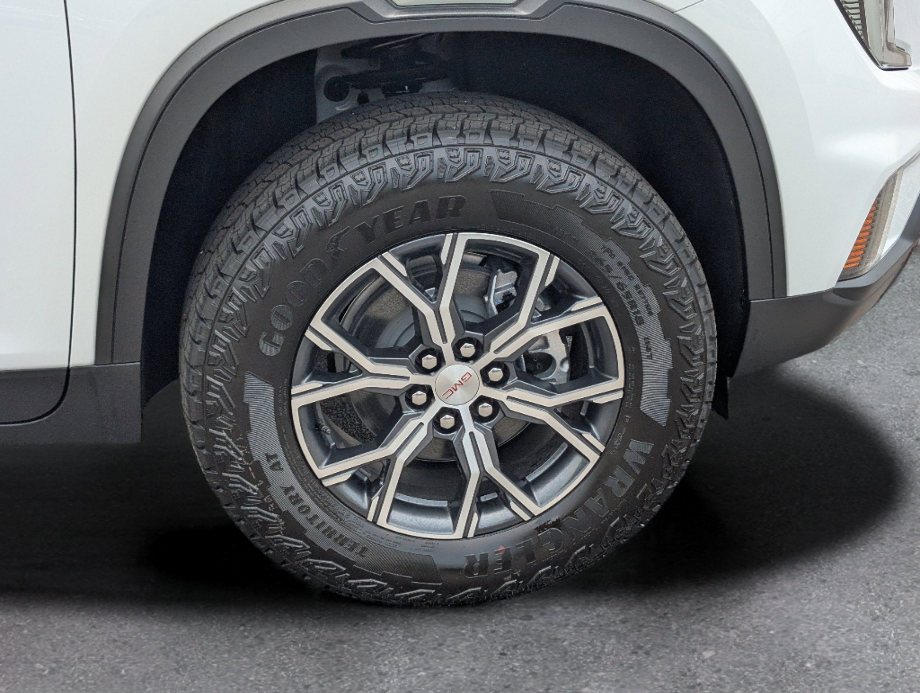 2026 GMC Acadia AT4