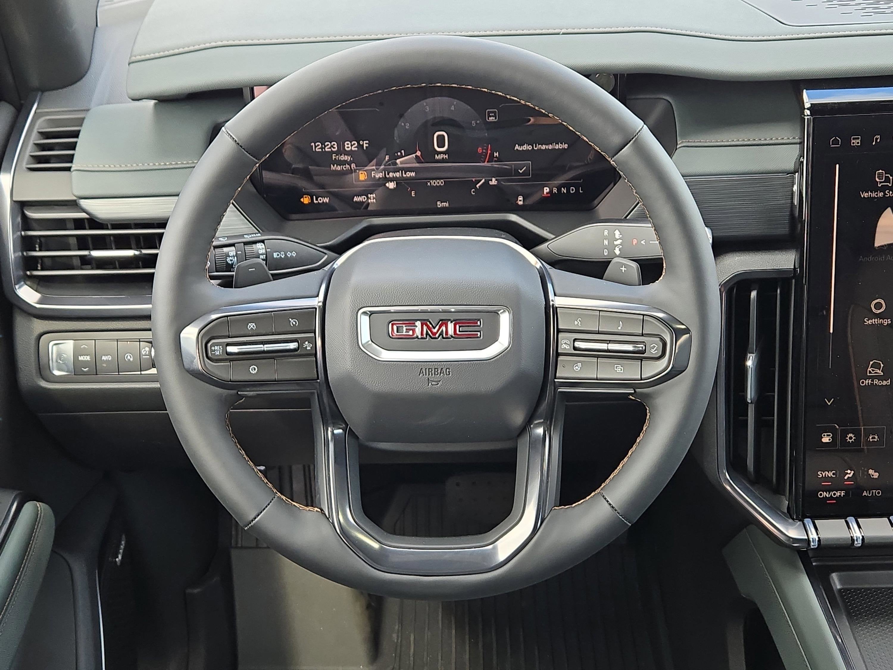 2026 GMC Acadia AT4