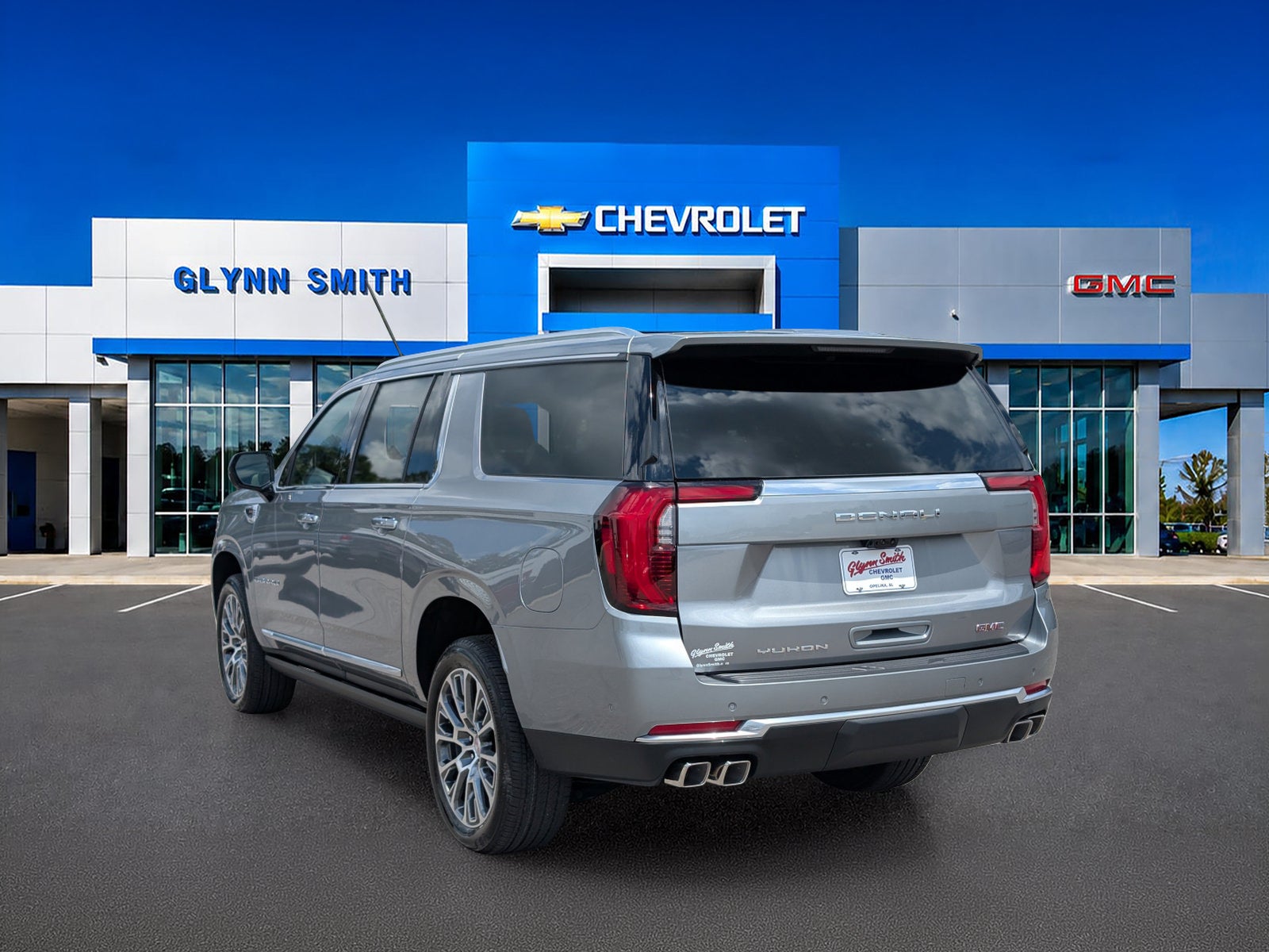 2026 GMC Yukon XL Denali - Photo 11