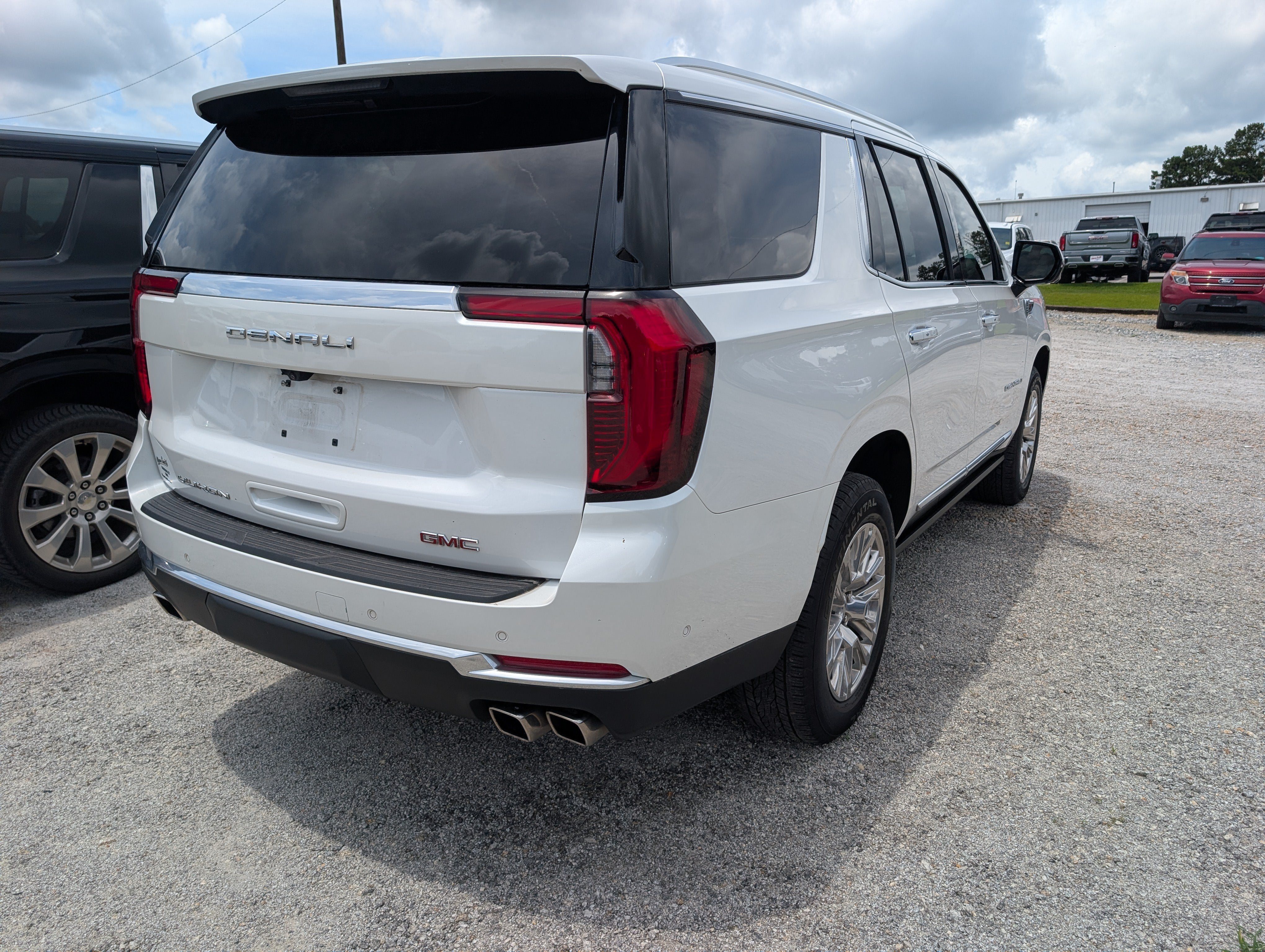 2025 GMC Yukon Denali