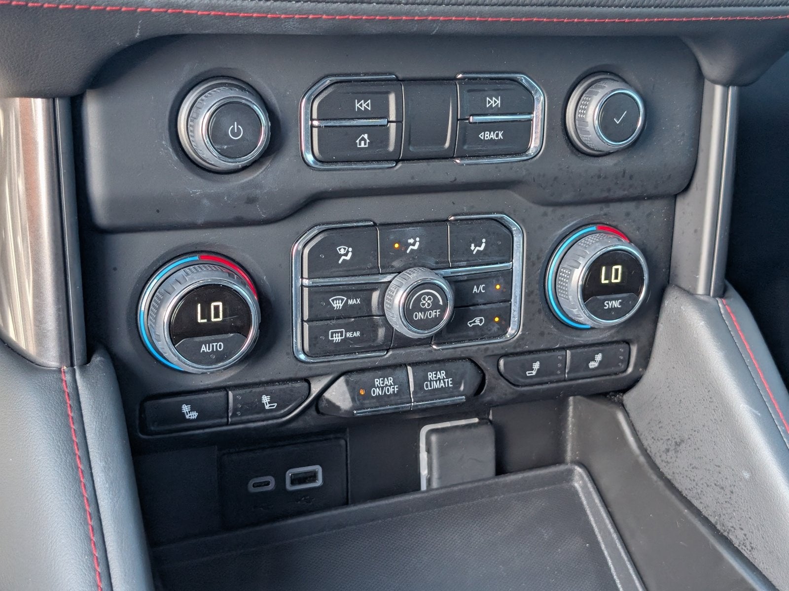 2024 Chevrolet Tahoe RST