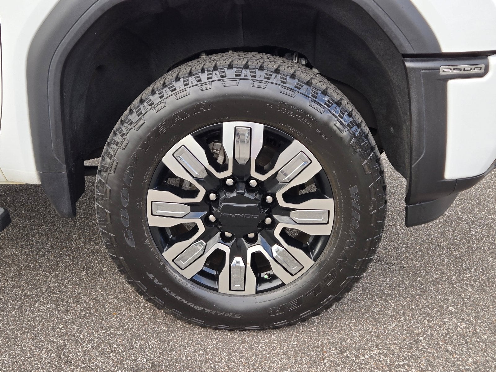 2025 GMC Sierra 2500 HD Denali