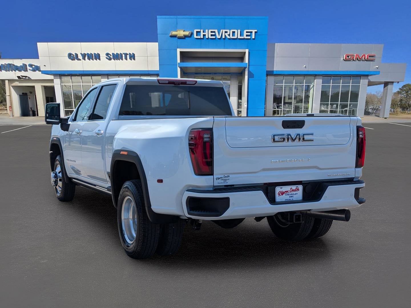 2026 GMC Sierra 3500 HD Denali Ultimate DRW