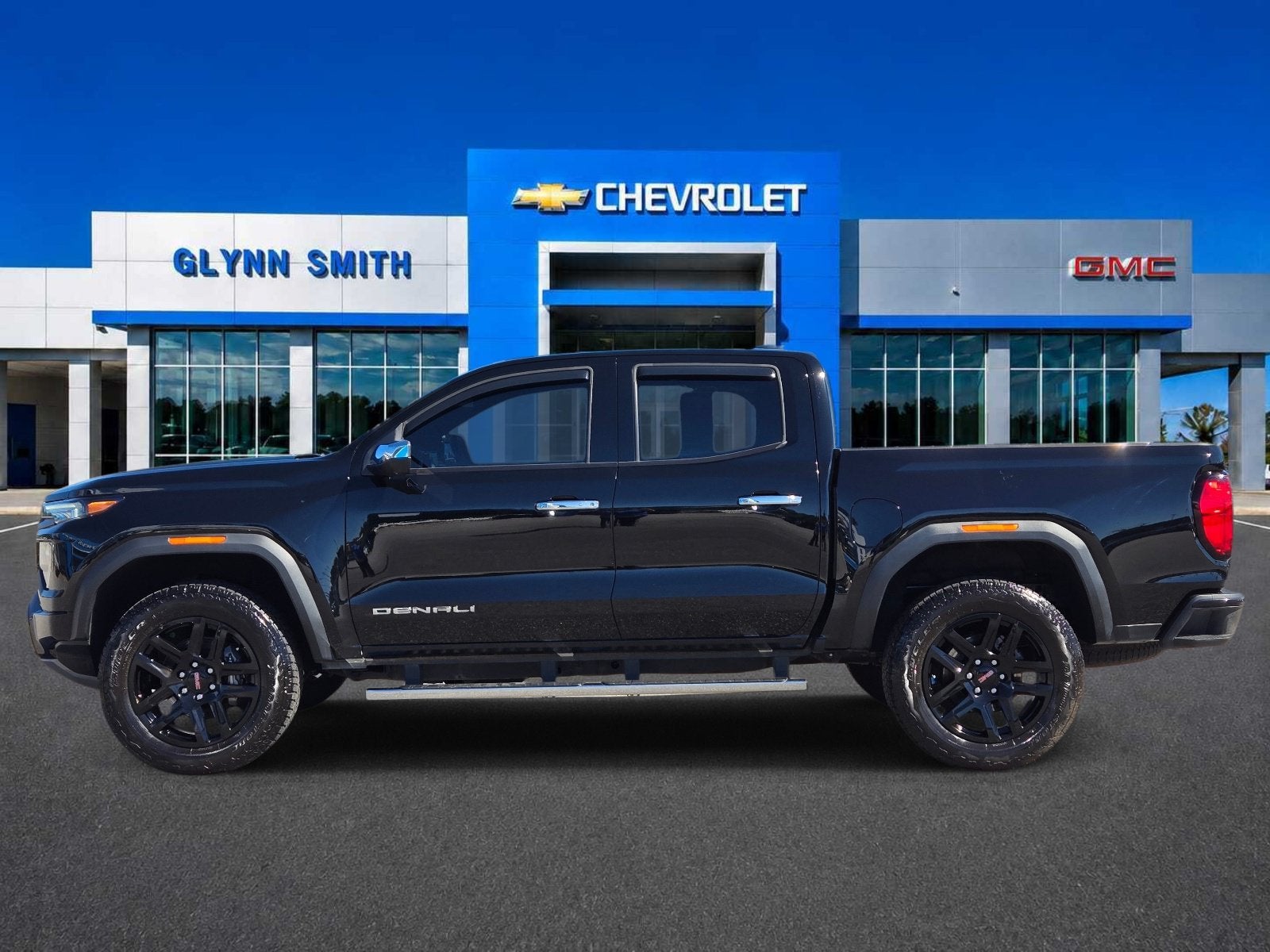2023 GMC Canyon 4WD Denali