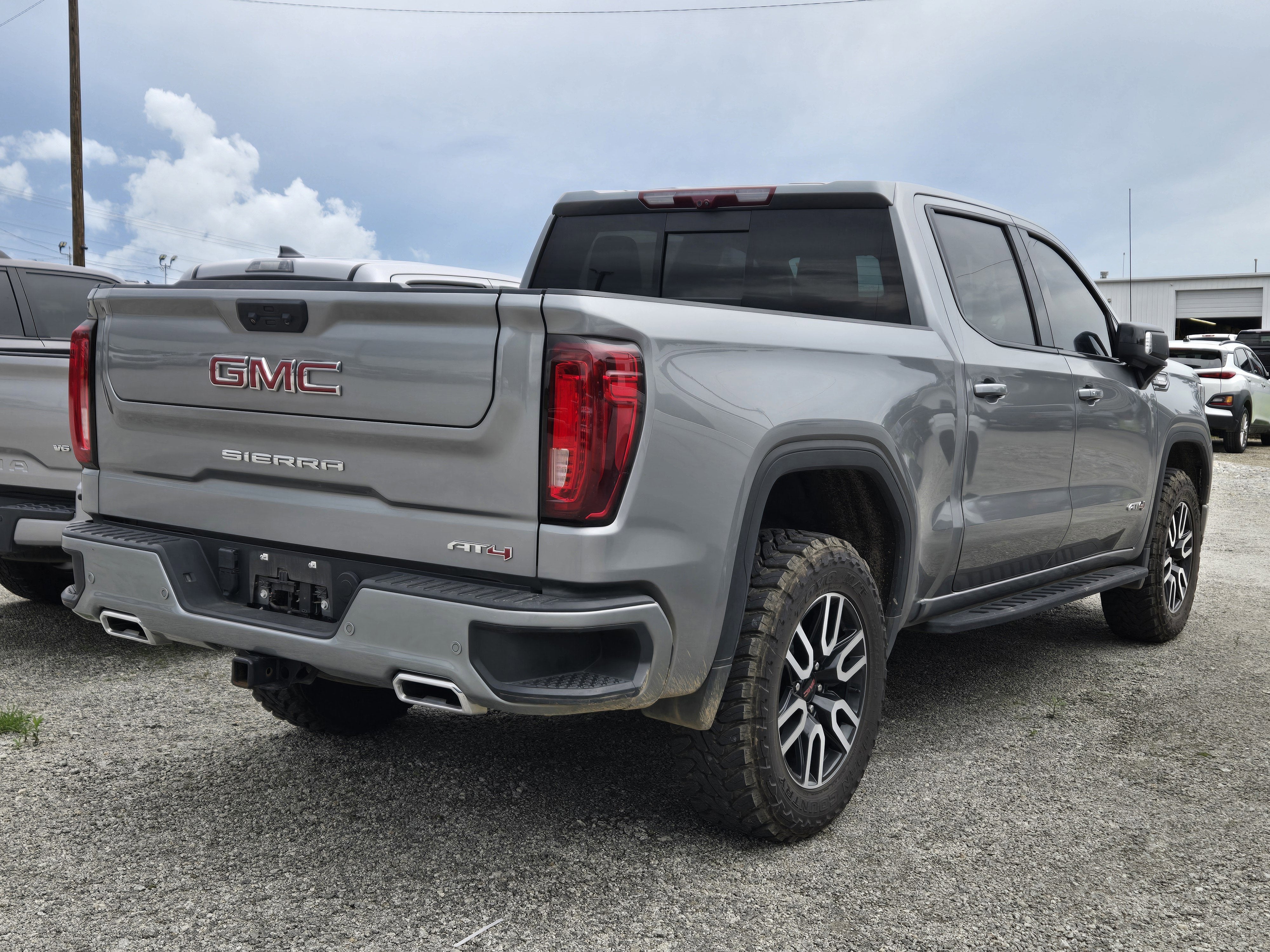 2023 GMC Sierra 1500 AT4