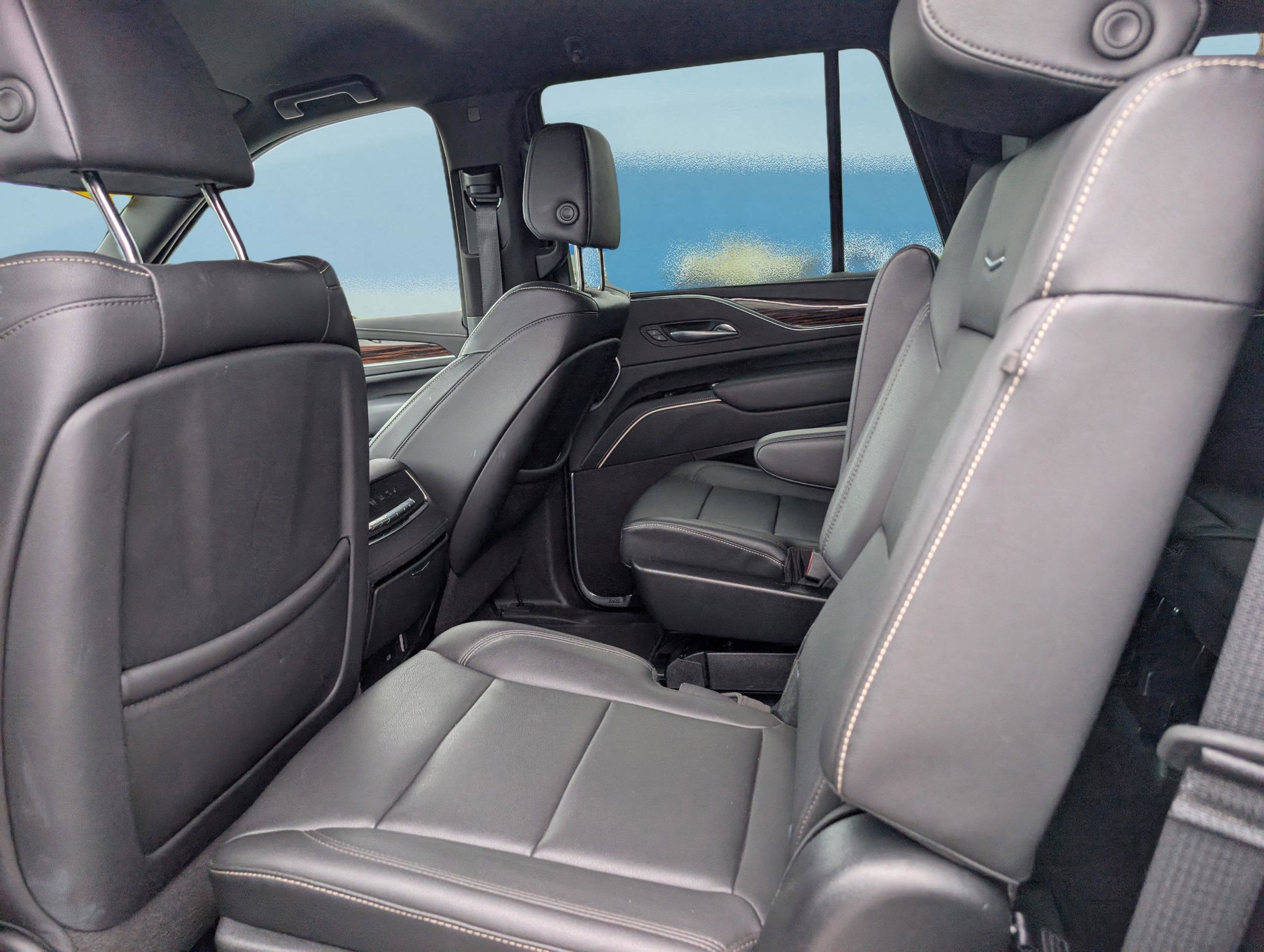 2023 Cadillac Escalade Luxury