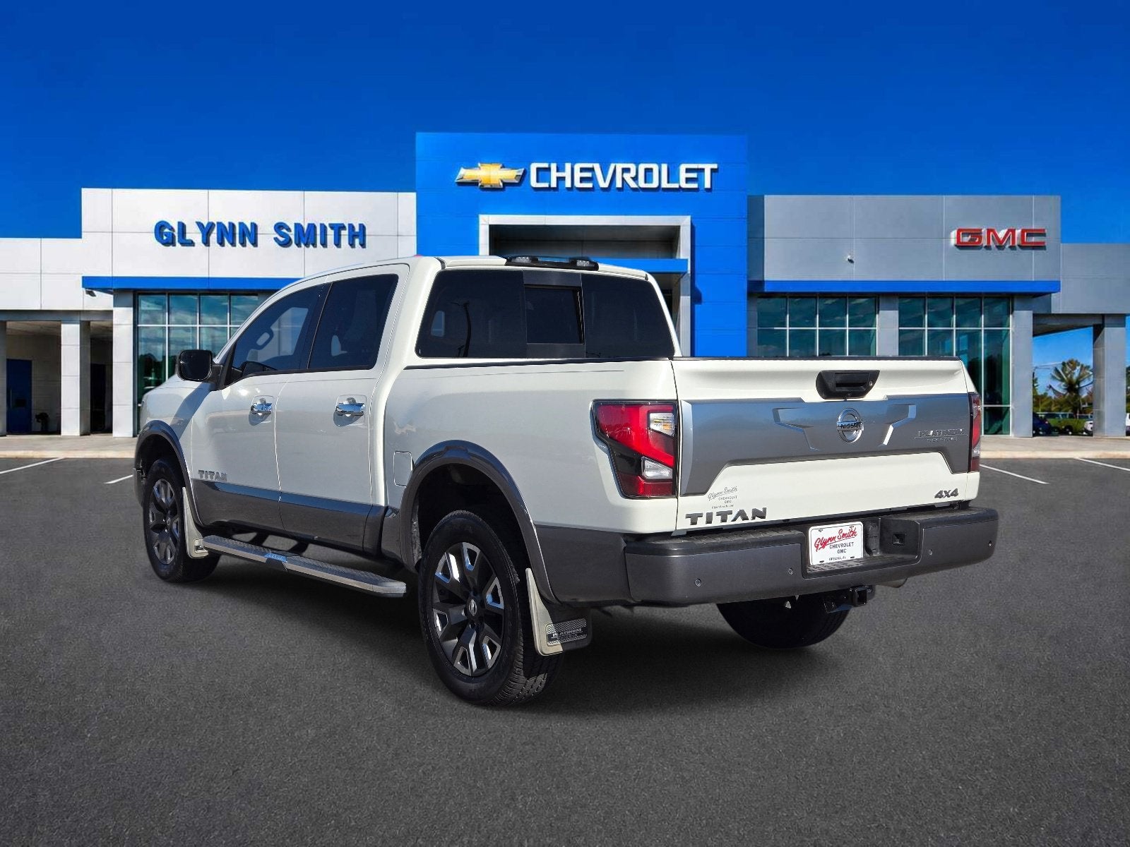 2021 Nissan Titan Platinum Reserve