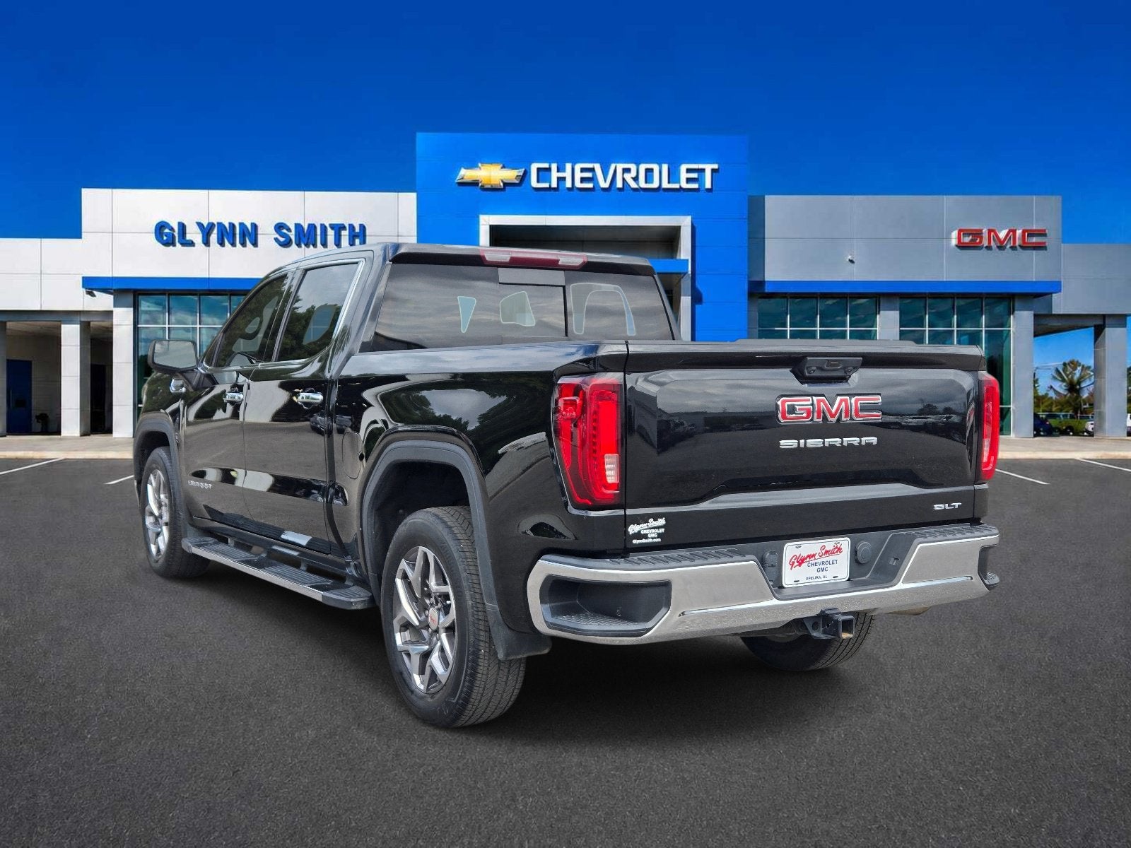 2023 GMC Sierra 1500 SLT