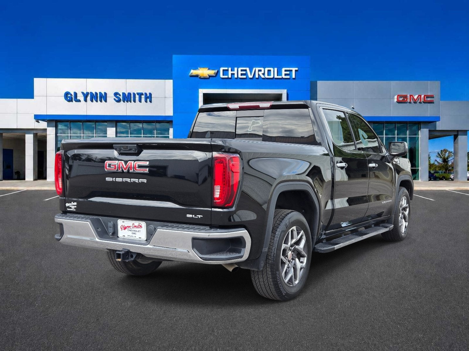 2023 GMC Sierra 1500 SLT