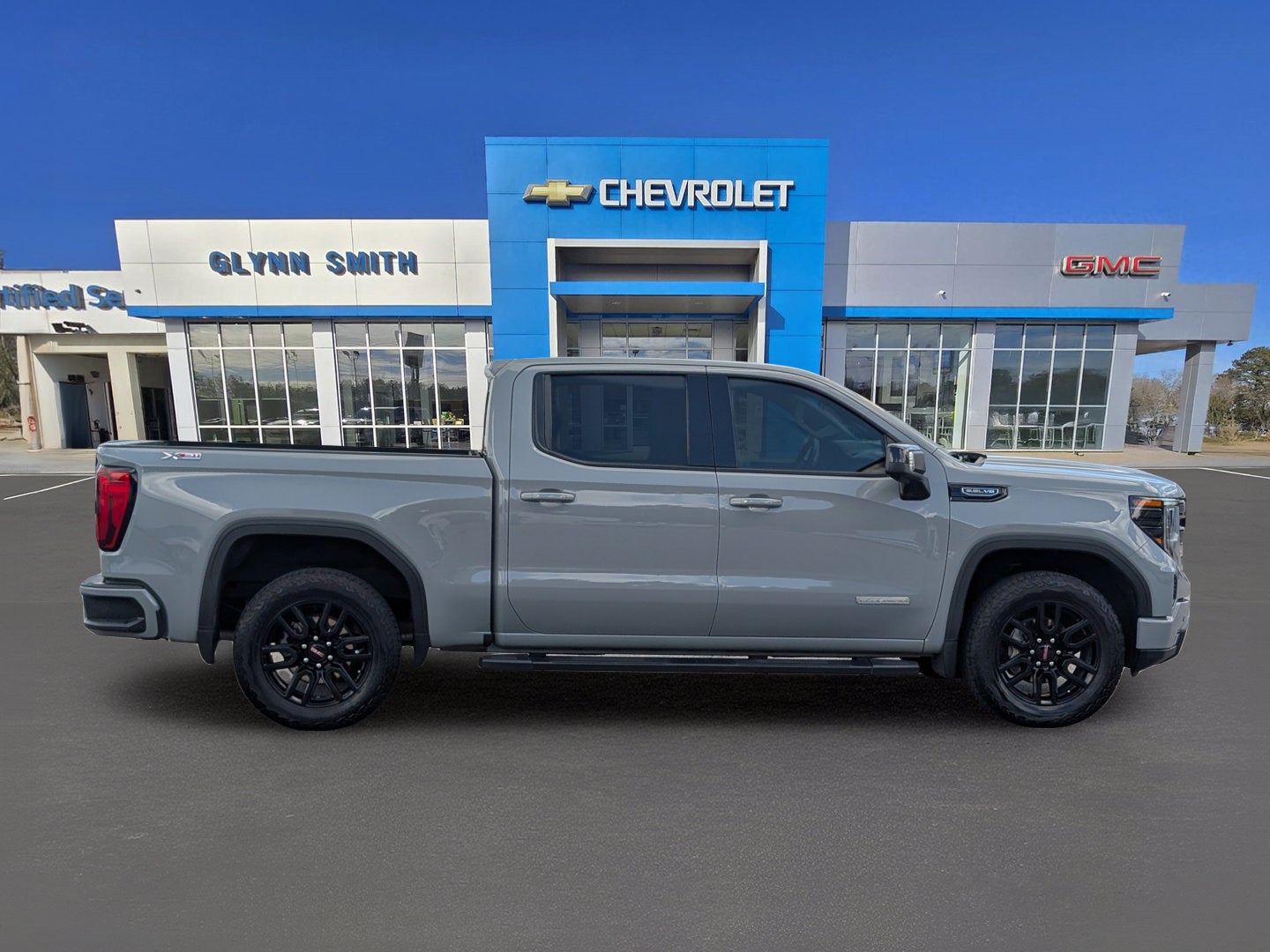 2024 GMC Sierra 1500 Elevation