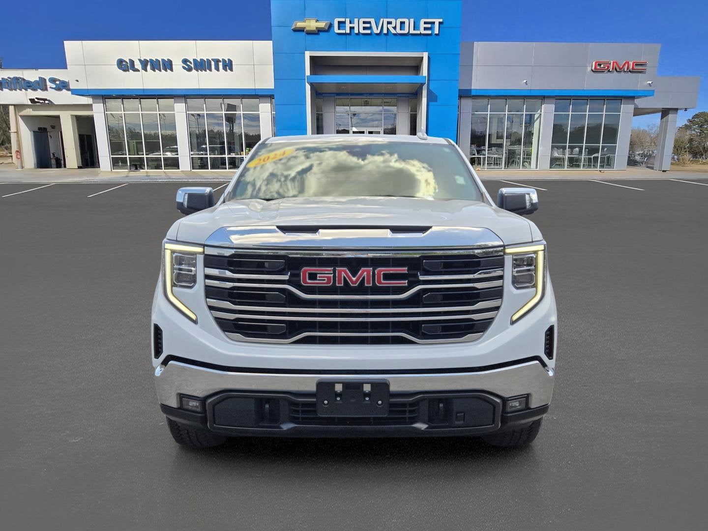 2024 GMC Sierra 1500 SLT