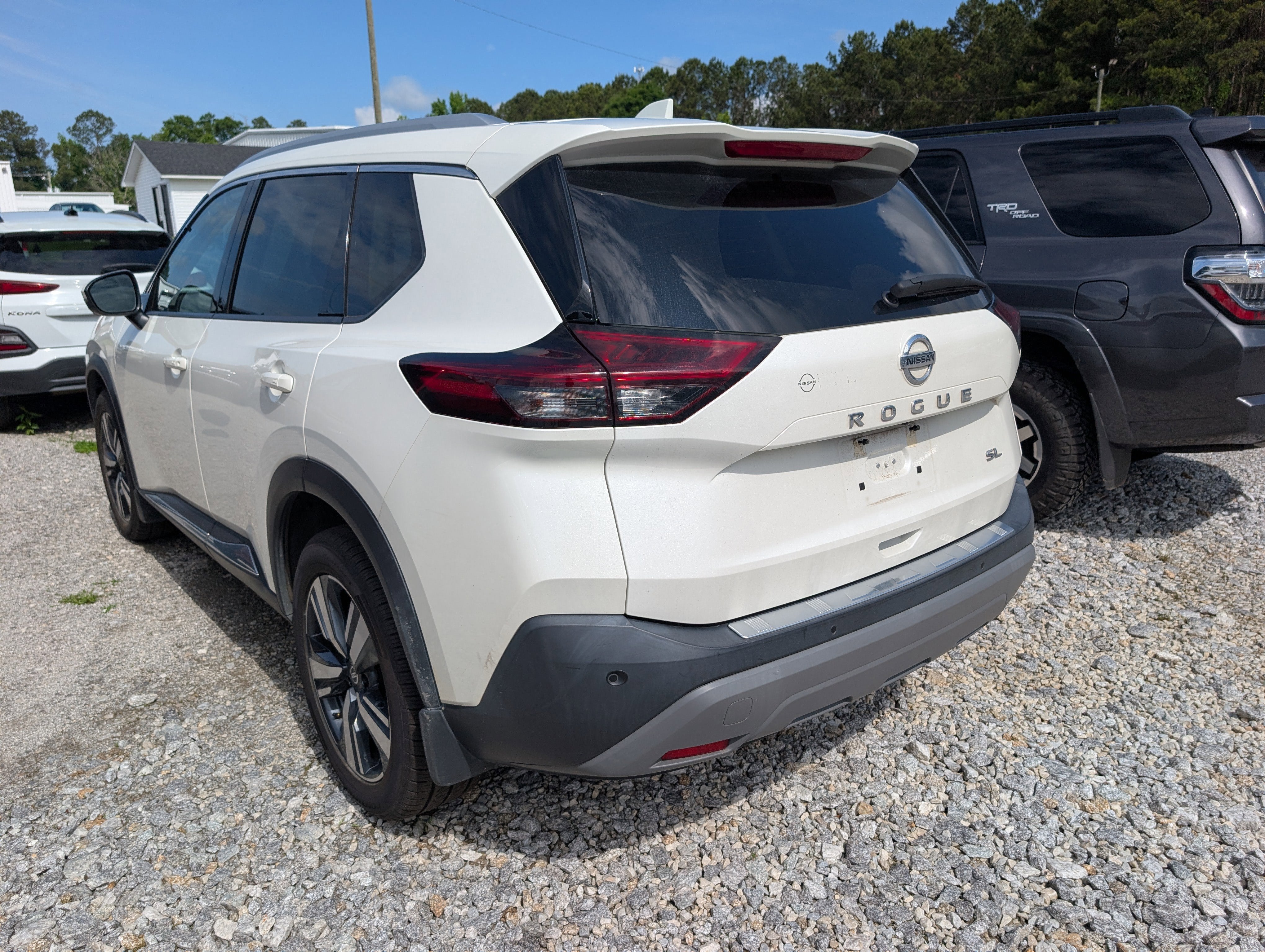 2021 Nissan Rogue SL