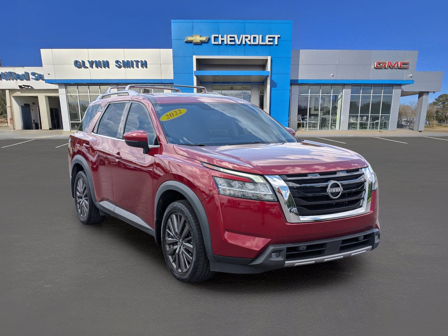 2022 Nissan Pathfinder SL