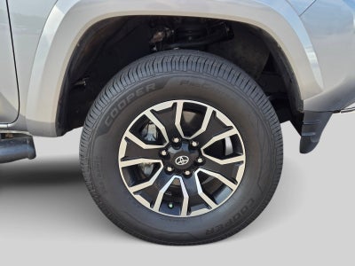 2020 Toyota Tacoma 4WD SR5