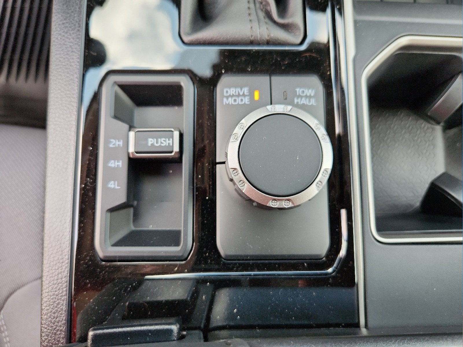2023 Toyota Tundra 4WD SR5