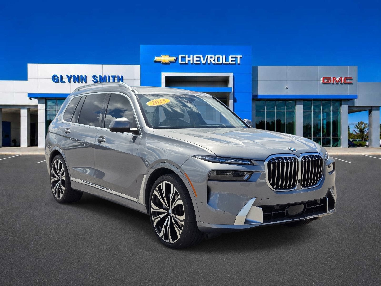 2025 BMW X7 xDrive40i