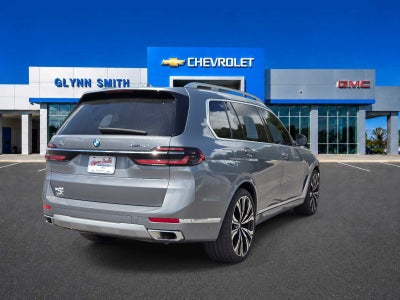 2025 BMW X7 xDrive40i