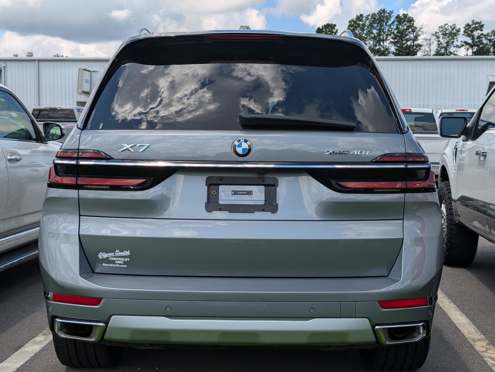 2025 BMW X7 xDrive40i
