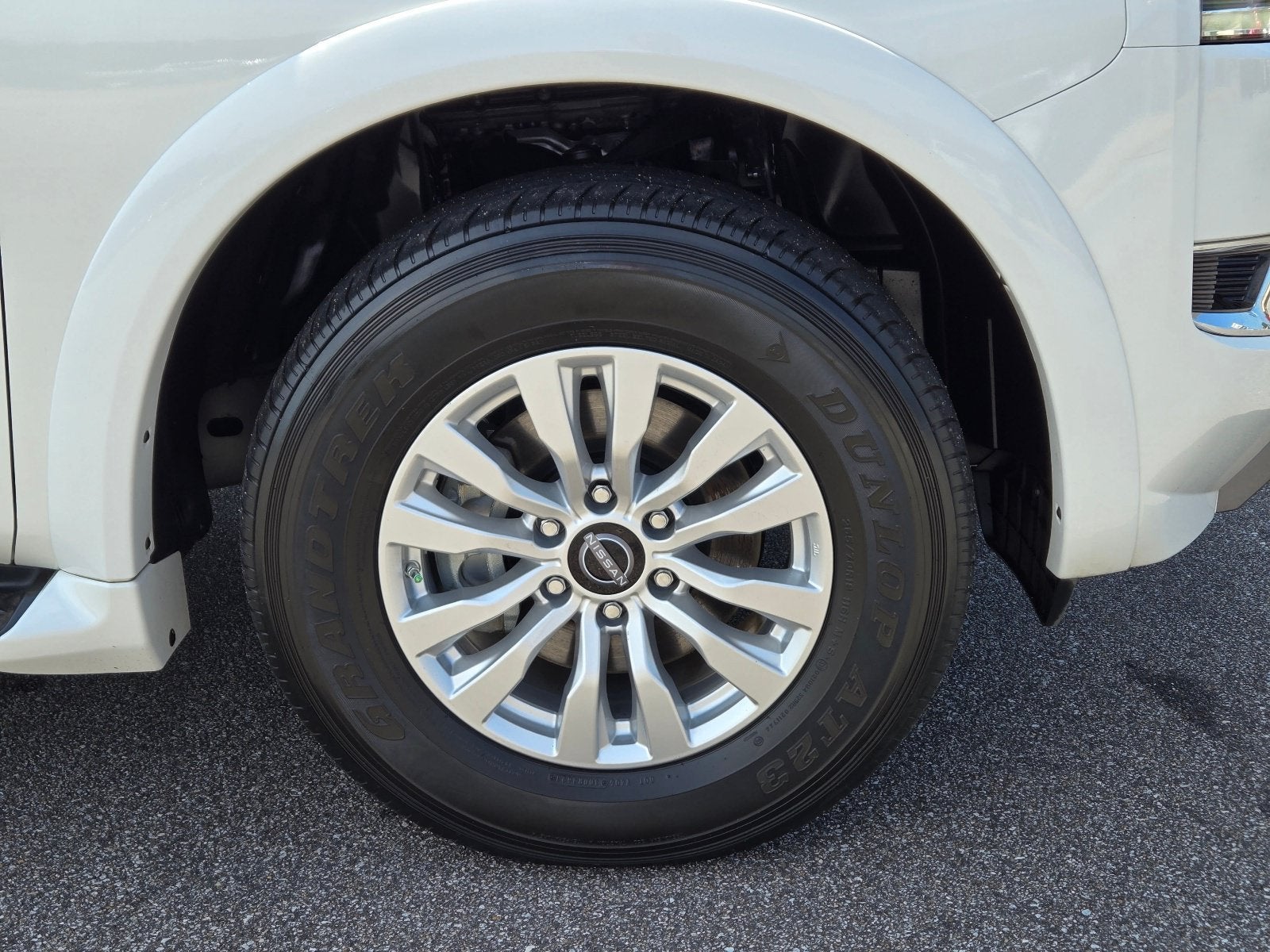 2024 Nissan Armada SV