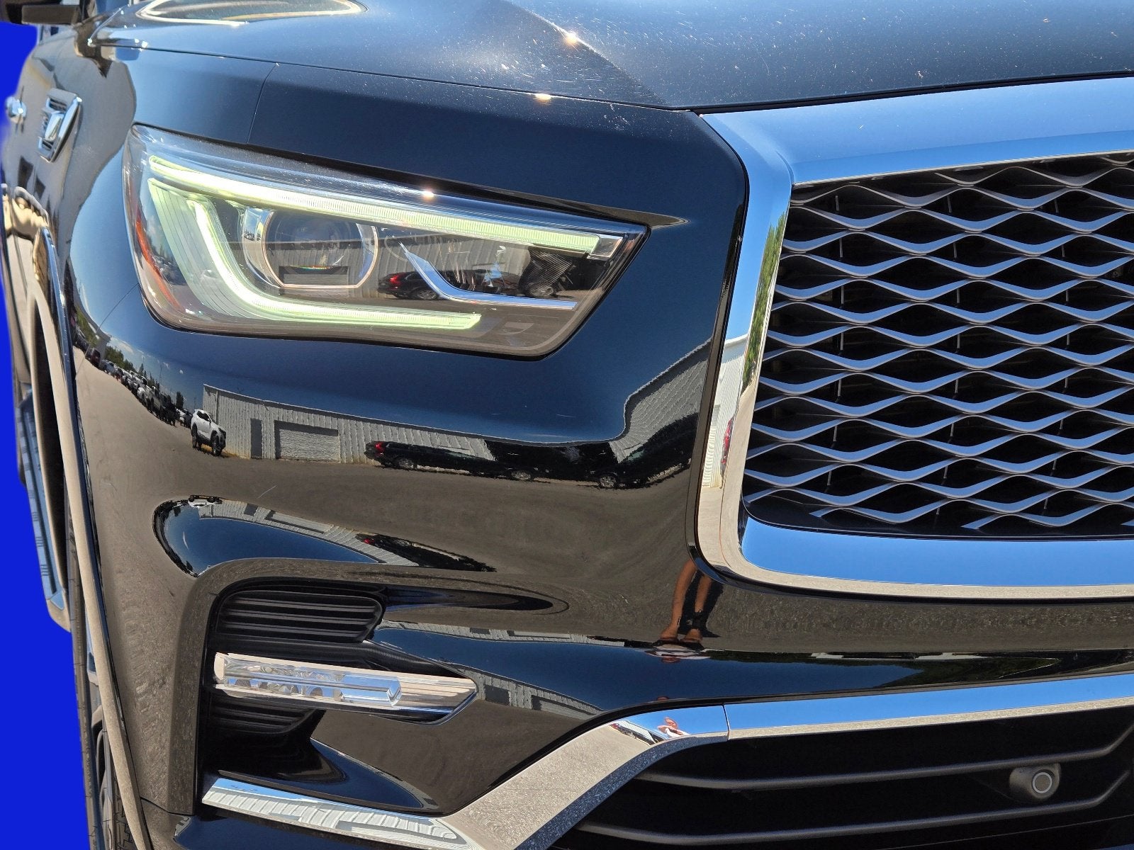 2023 INFINITI QX80 SENSORY