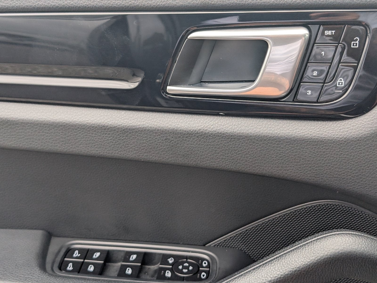 2021 Porsche Cayenne 4DR AWD COUPE