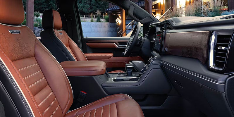 Interior Sierra 1500